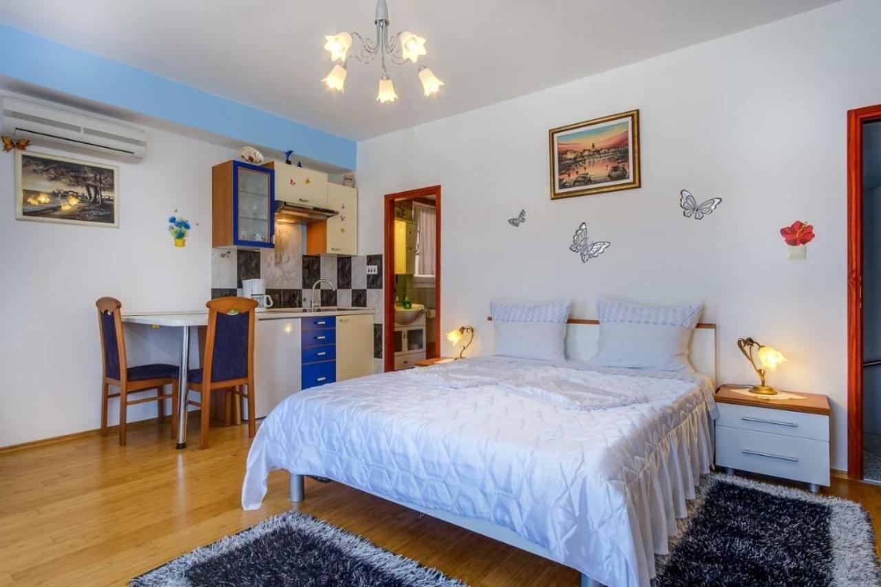 Aquamare Hotel Mali Losinj Ngoại thất bức ảnh